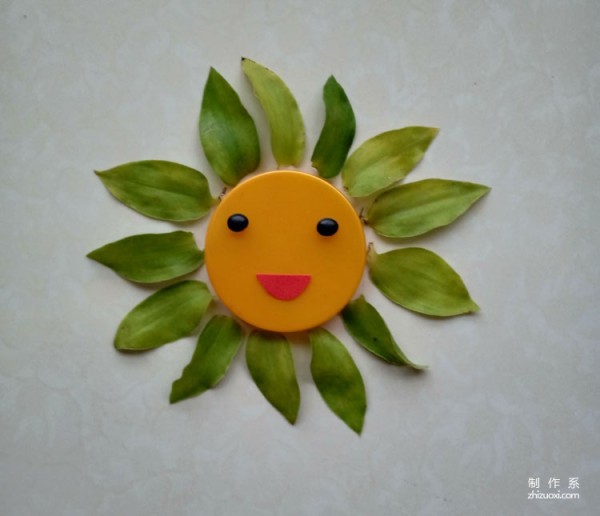 Simple handmade collage making for children, how to make handmade collage with leaves and sunflowers