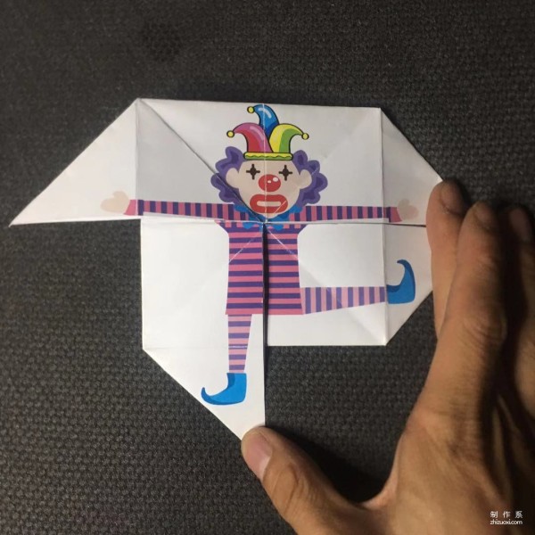 Fun origami toys for children, it’s fun to make an animated clown that can transform into a clown!