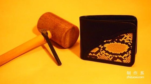 Leather art leather hand-making tutorial, a detailed hand-making process record of a cowhide wallet