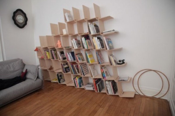 Slanted bookshelf, no glue required, screws and sizes determined by you