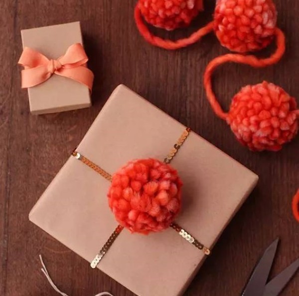 Make beautiful decorative gift boxes with wool