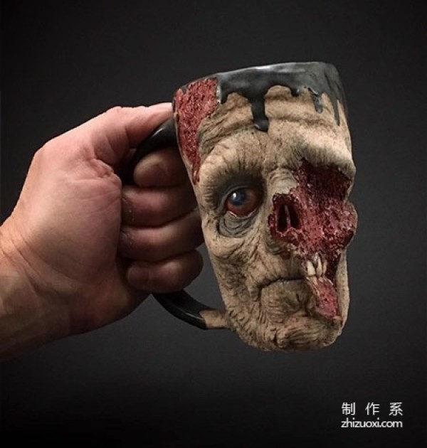 Super realistic walking dead series creative mug, do you dare to use it?