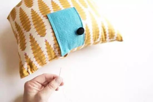 Beautiful little pillow tutorial