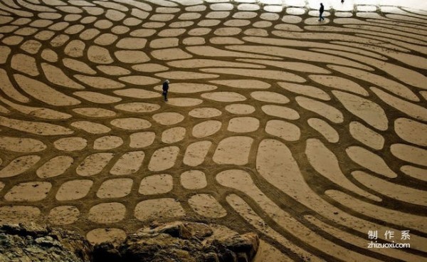 Amazing sand art