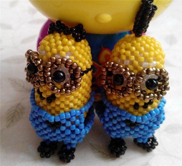 Appreciation of handmade beaded DIY animal dolls Despicable Me Minion works