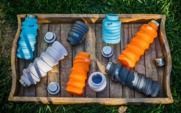 Stretchable and foldable eco-friendly water bottle que Bottle