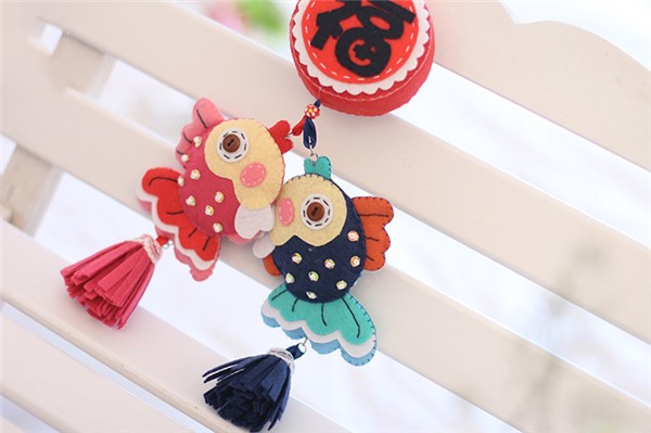 Non-woven DIY handmade small fish blessing car decoration pendant