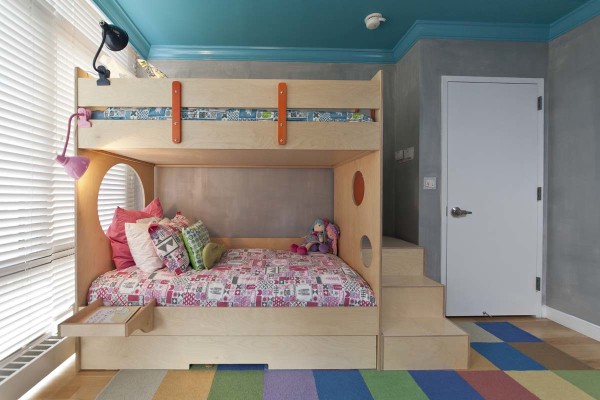 Simple and stylish all-in-one customized childrens bed