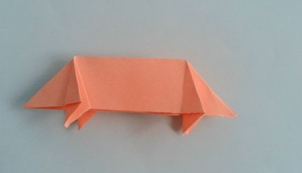 Tutorial on how to fold a wild boar, simple origami for children