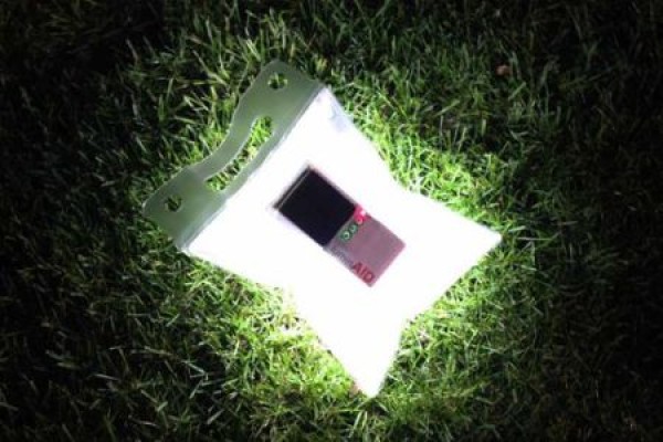 Inflatable solar light