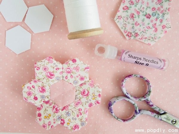 Creative handmade fabric DIY making patchwork flowers