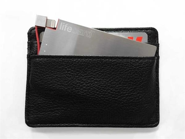 Lifecard is a power bank thin enough to fit in your wallet