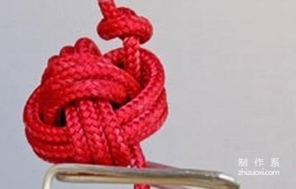 Chinese knot art: simple fist knot Chinese knot weaving method