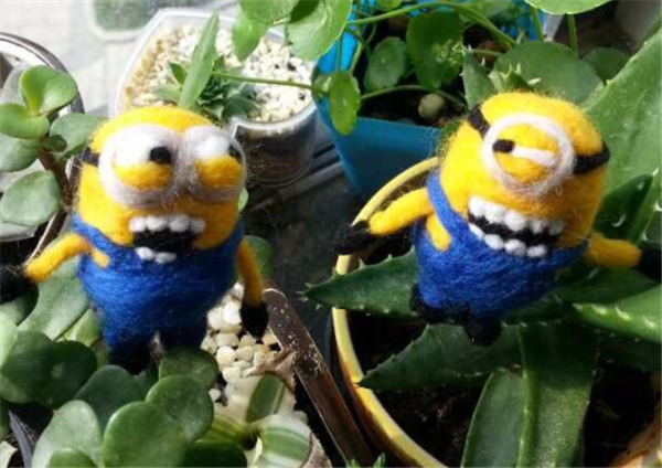 DIY creative handmade shop shares that when wool felt meets embroidery, she who likes cuteness has come up with a new style