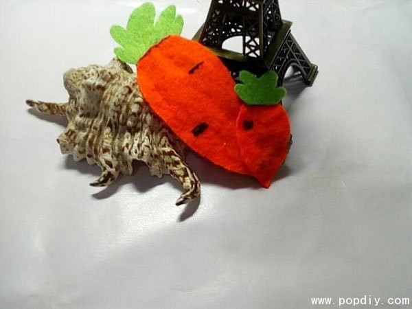 DIY paper art creativity to make carrot stickers on hairpins