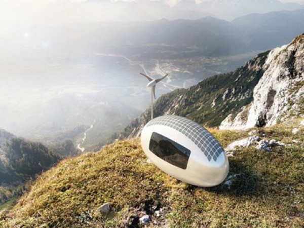 Electrically self-sufficient mobile cabin