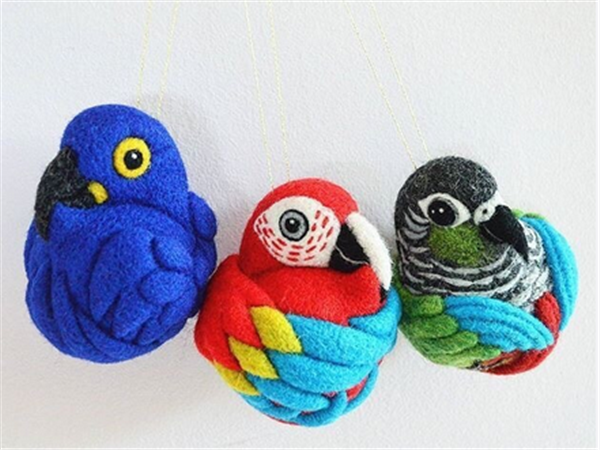 Three cute furry parrots, handmade wool felt creative DIY works