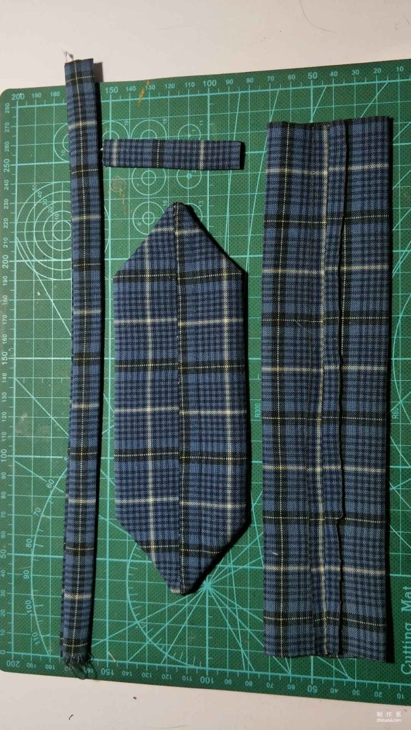 Fabric hand-making, a hand-making method of a jk bow tie double-layered bow