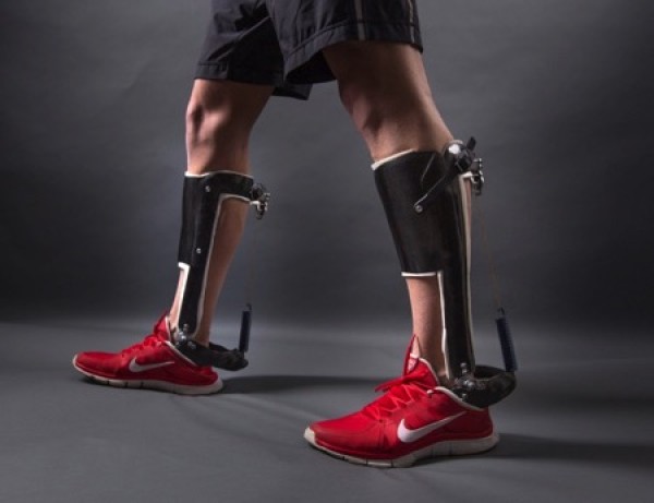 Walking exoskeleton makes walking easier