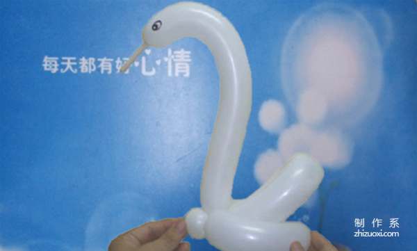 Magic balloon handmade, swan handmade method