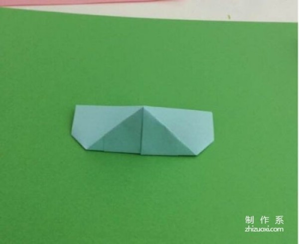 Origami Complete Illustrations of Heart-Shaped Box - Triangular Heart-Shaped Box with Lock