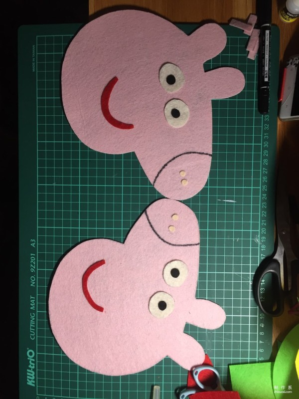 Handmade non-woven fabric handmade tutorial, cartoon Peppa Pig handmade fabric production method