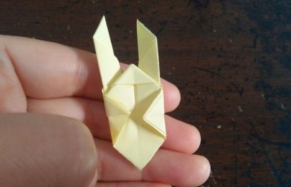 Tutorial on origami bunny paper set Step by step diagram of origami bunny paper set