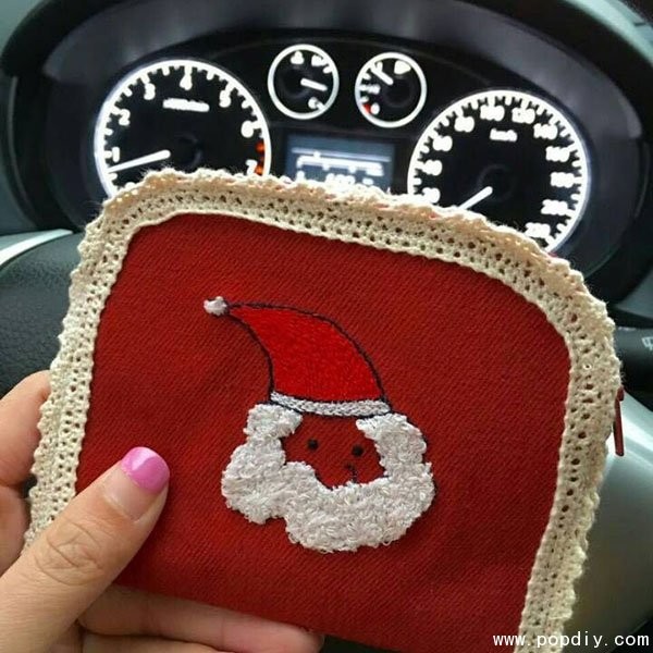 Handmade DIY creative Christmas version of fabric coin purse