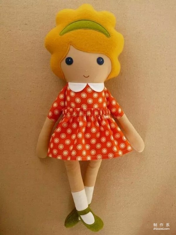 These dolls are so cute and easy to make. A guide to sewing doll stitches is included.