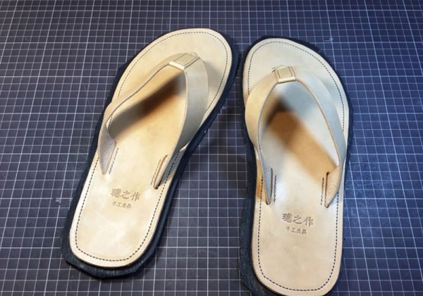 Making basic leather flip-flops (with drawings)