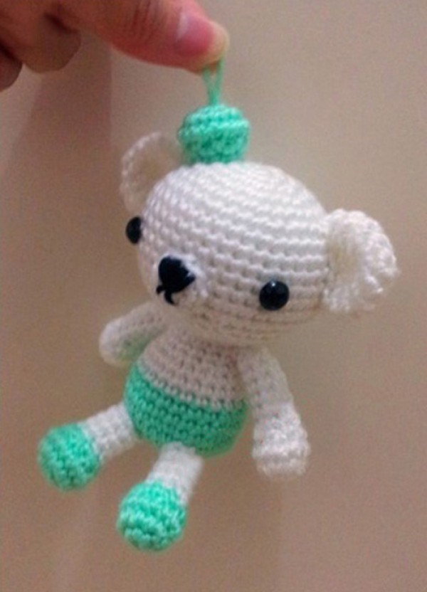 Appreciation of crochet handmade DIY cute bear doll products