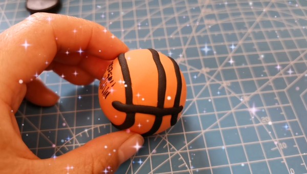 It’s easy and easy to make a handmade clay putty basketball. You don’t need to buy anything anymore. I’ll teach you how to make one yourself.