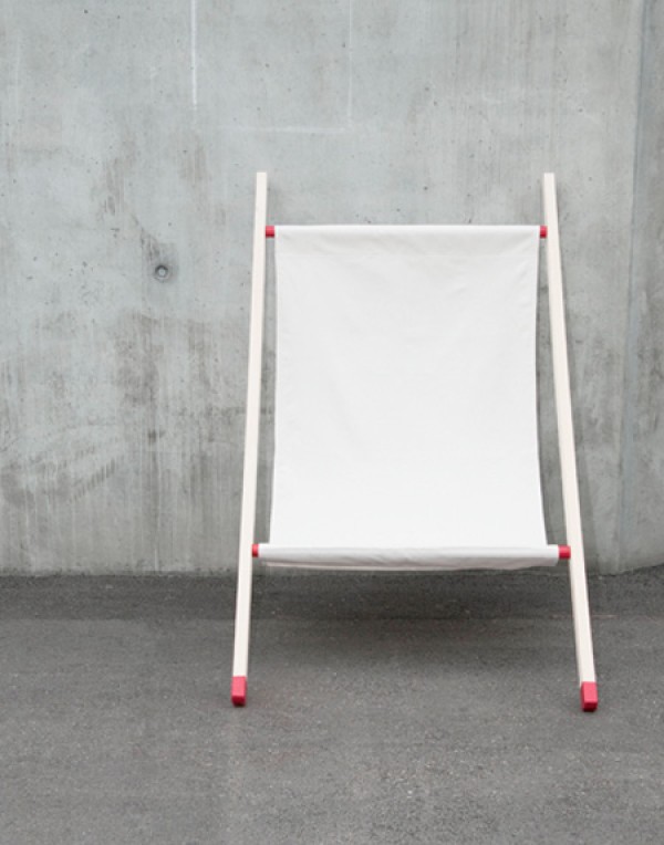 Simple wall chair