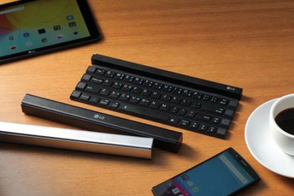 LG launches roll-up keyboard: LG Rolly