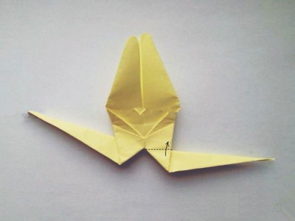 Animal origami-dragonfly making steps