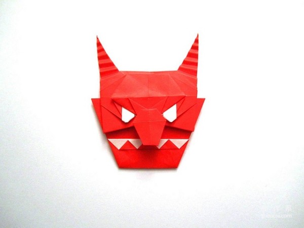 Paper art hand-made origami art, Tetsuya Abutanis two grimacing oni hand-made origami drawing tutorials