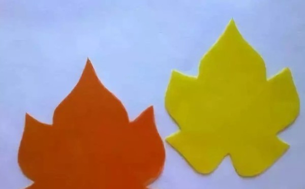 How to make origami maple leaves