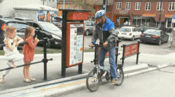 Super creative bicycle elevator