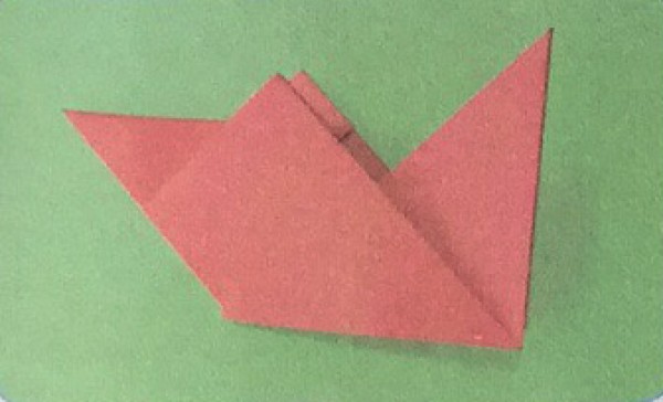 Simple origami water bird making method