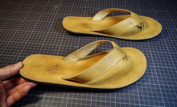 Making basic leather flip-flops (with drawings)