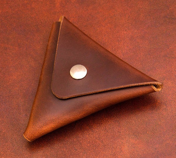 Triangular coin purse production