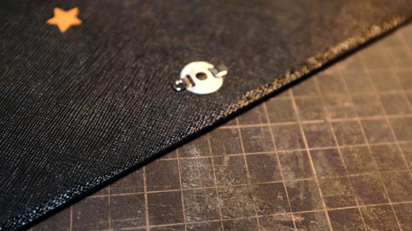 The process of making the starry sky satchel is so detailed that you won’t know how to make it if you don’t believe it.