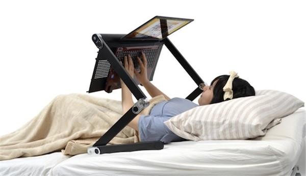 Lazy person folding computer desk