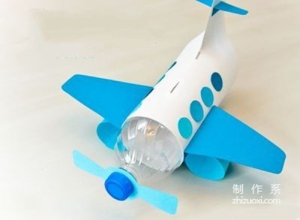 Use plastic Coke bottles, mineral water bottles and cardboard to make a beautiful airplane by hand