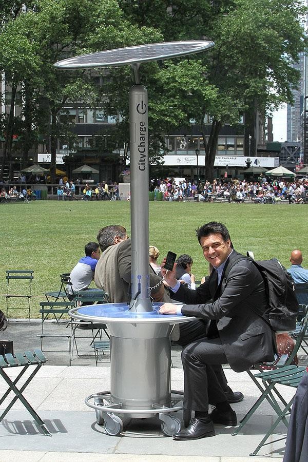 Mobile solar charging stations in New York City parks