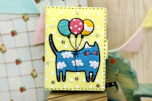 Make a fresh and fresh dream cat non-woven card holder with handmade fabrics