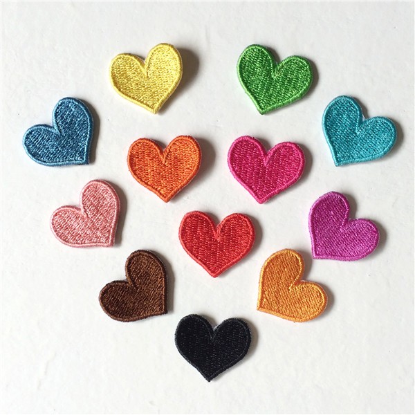 Creative, fresh and cute heart-shaped embroidery DIY love cloth stickers