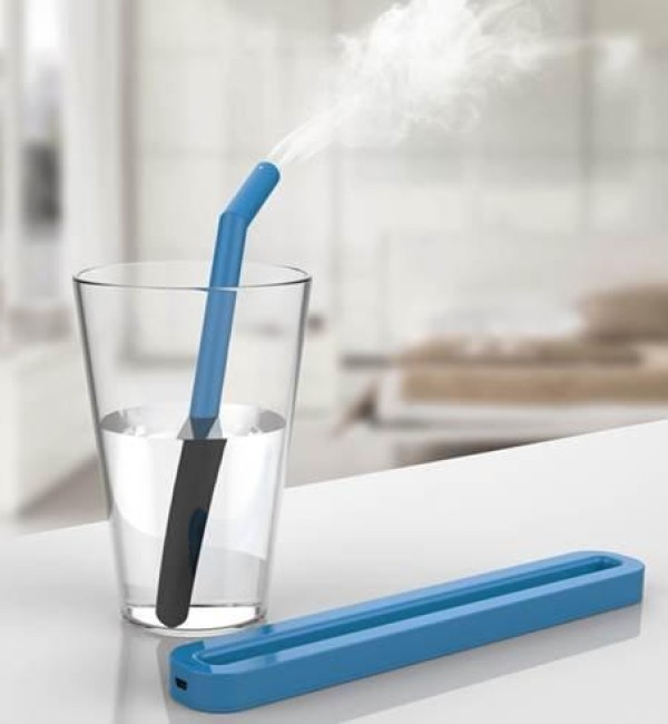 Portable straw humidifier