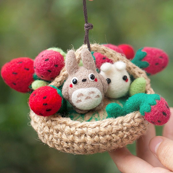 Handmade DIY crochet cute little chinchilla in the basket product appreciation