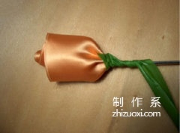 Look at this ribbon rose. Do you like it? How to make ribbon roses easily